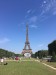 Eiffelova věž z dálky